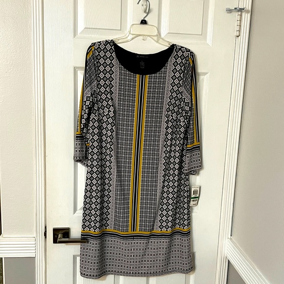 Black, White and Yellow Dress - Picture 1 of 5